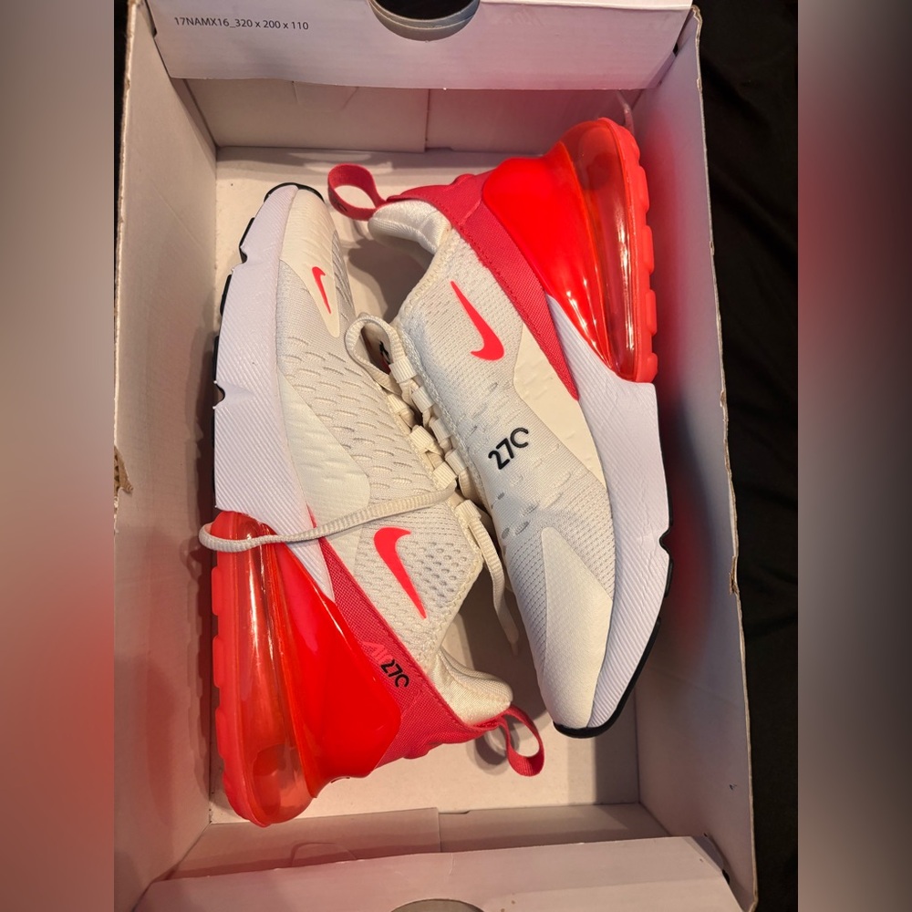Nike W Air Max 270 Sail/Hot Punch-Aster Pink